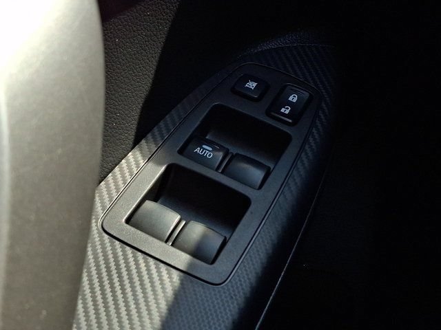 Used 2018 Mitsubishi Eclipse Cross ES FWD image 29