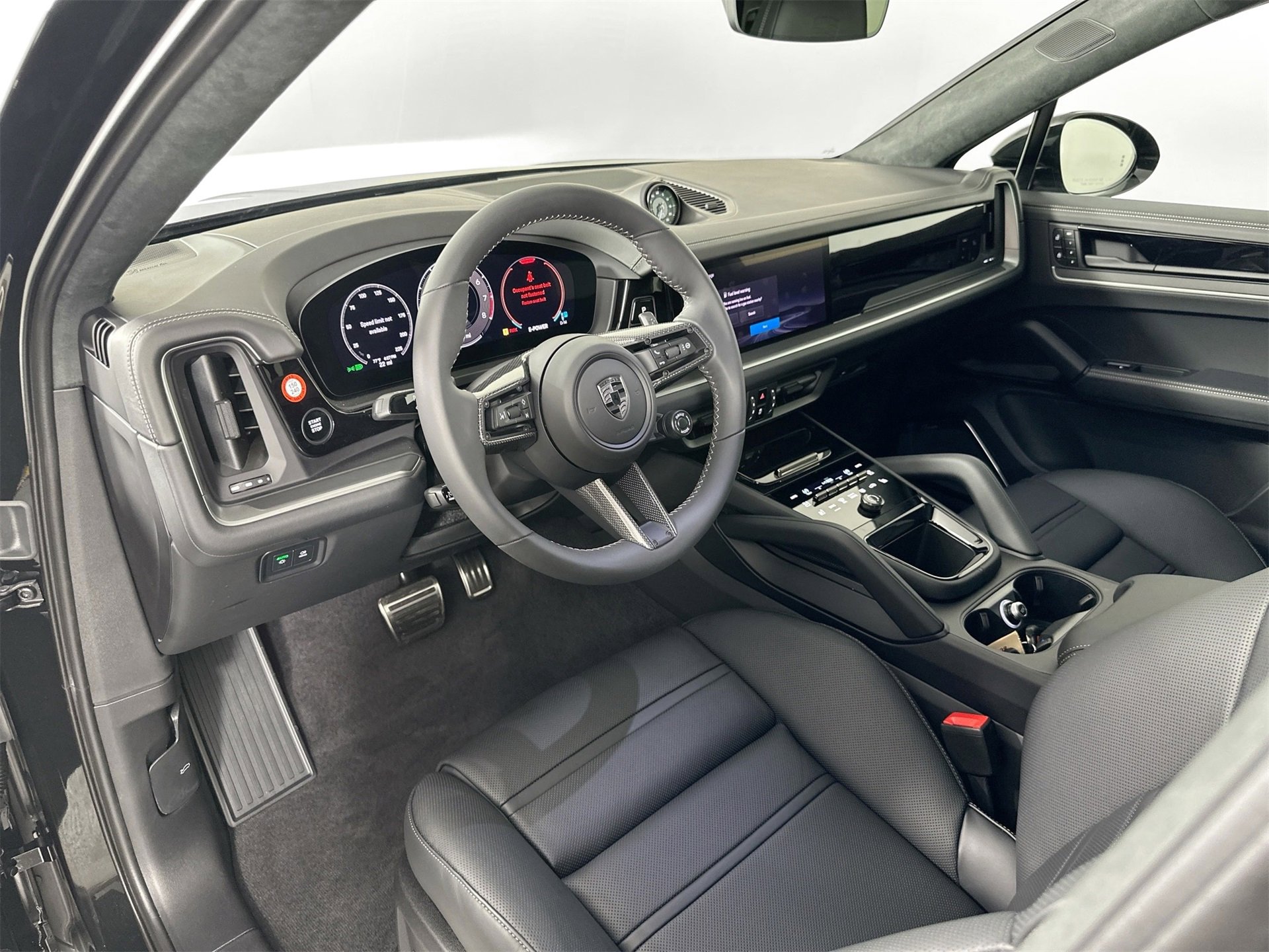 New 2026 Porsche Cayenne Turbo image 4