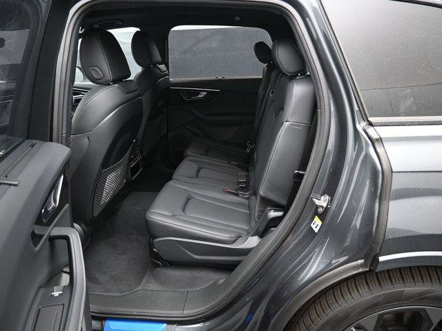 New 2026 Audi Q7 3.0T Prestige image 11