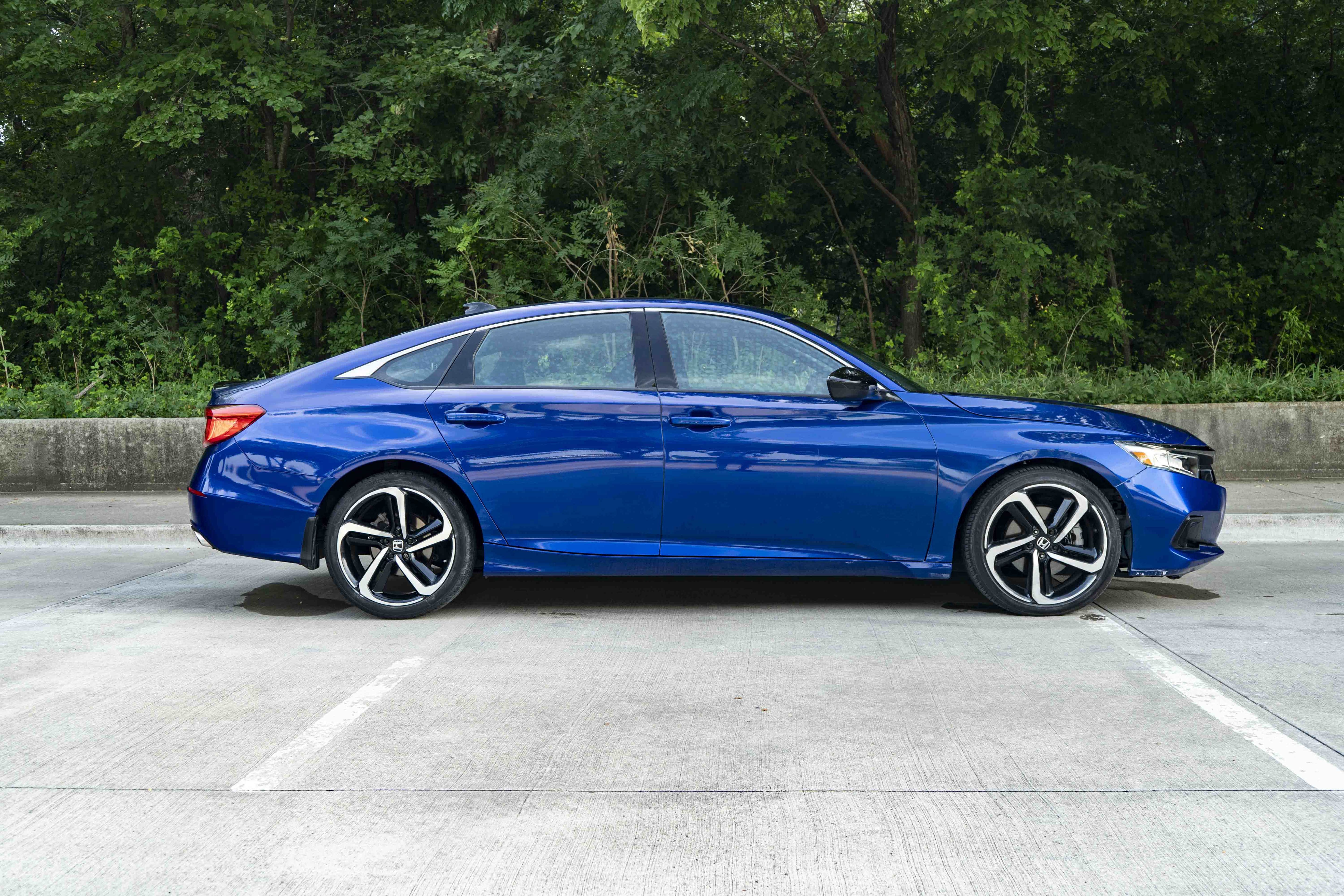 Used 2021 Honda Accord Sport image 10
