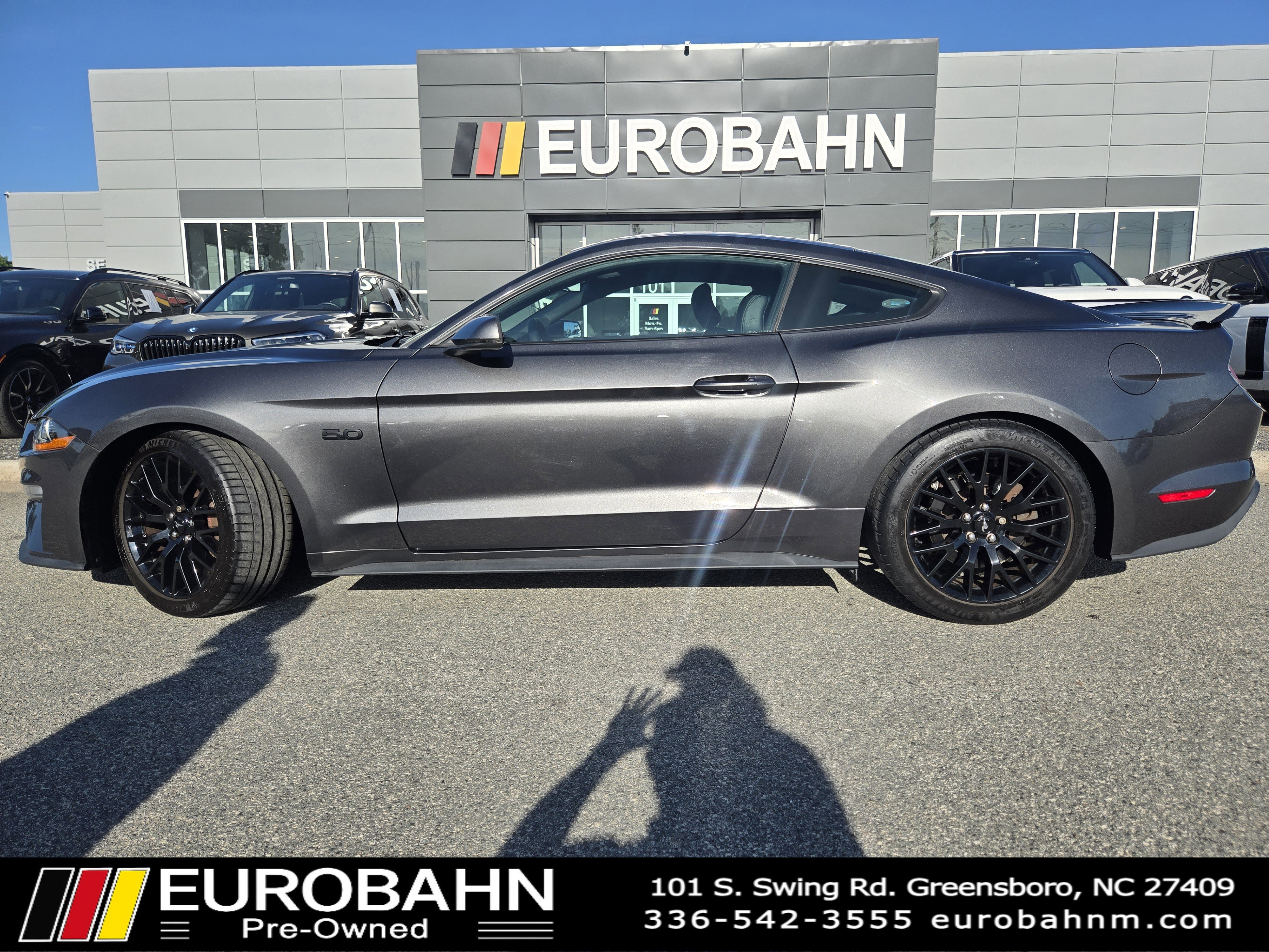 Used 2018 Ford Mustang GT Premium w/ GT Performance Package RWD image 2