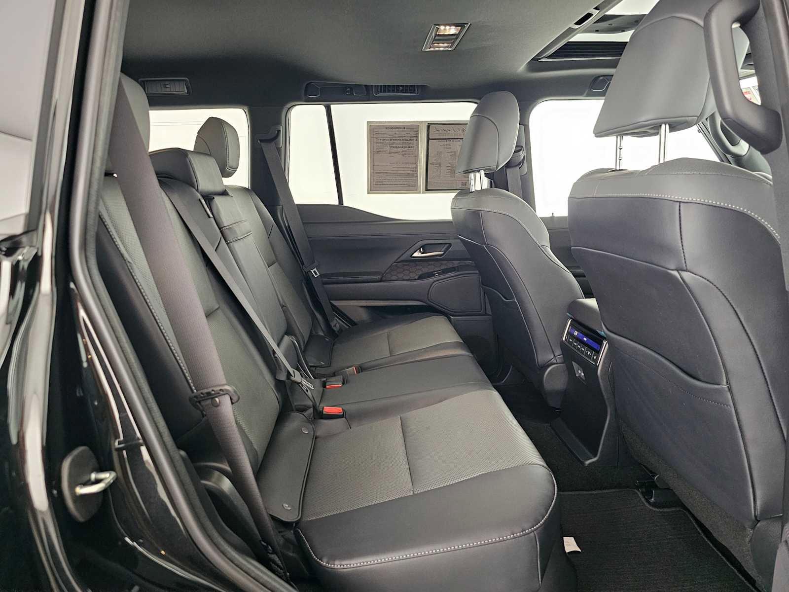 Used 2025 Lexus GX 550 image 12