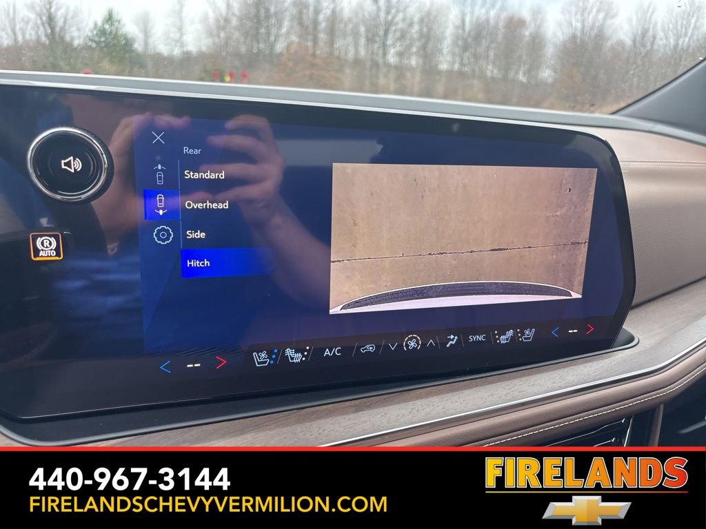 New 2026 Chevrolet Suburban High Country image 30