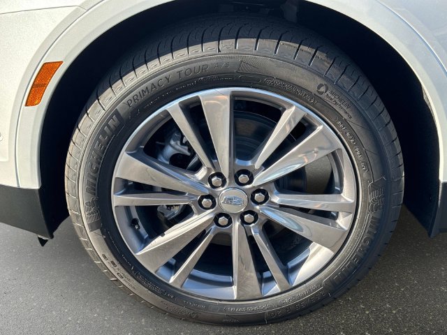 New 2026 Cadillac XT5 Premium Luxury w/ Driver Assist Package AWD/4WD image 9