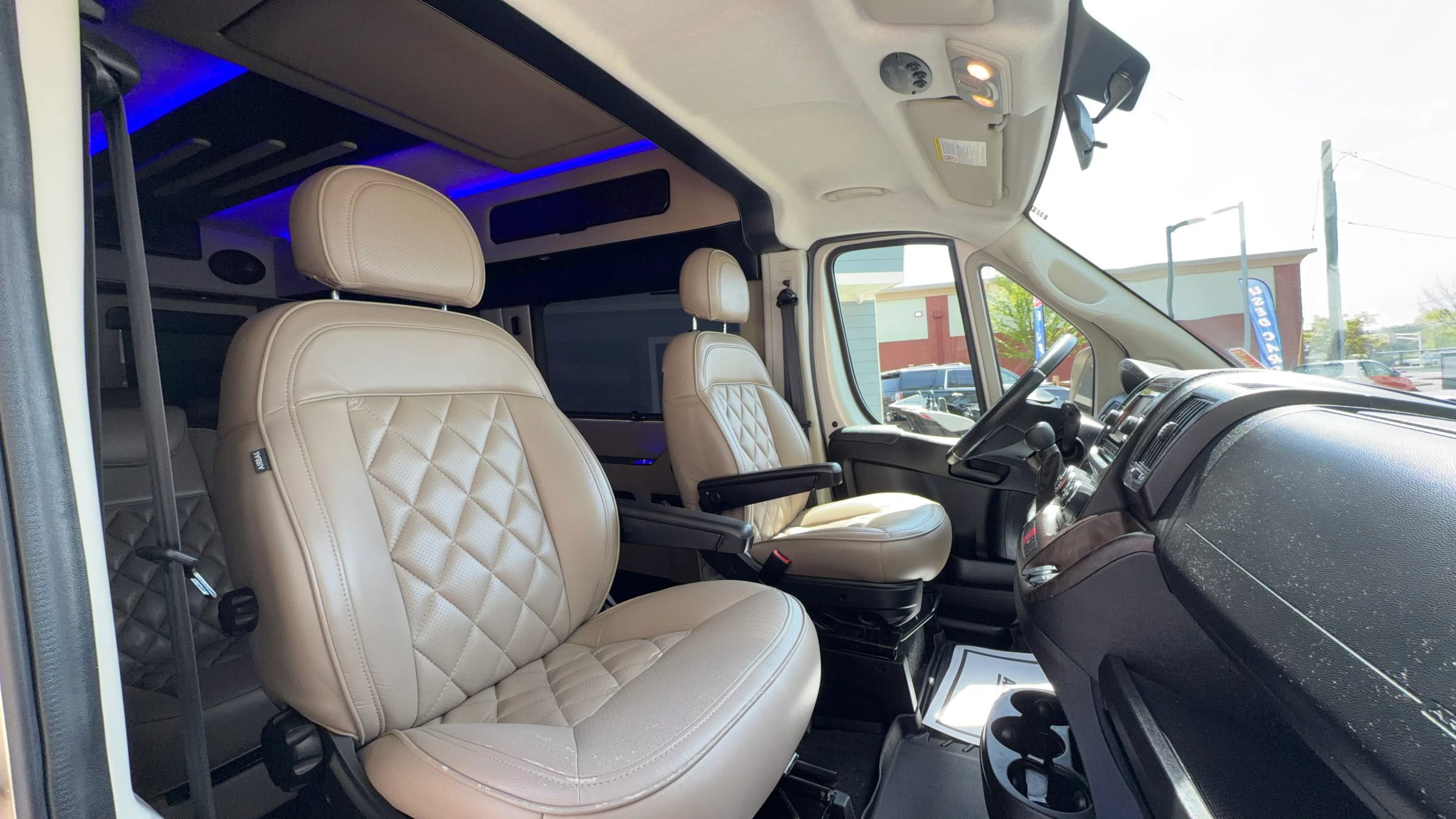 Used 2019 RAM ProMaster 2500 FWD image 23