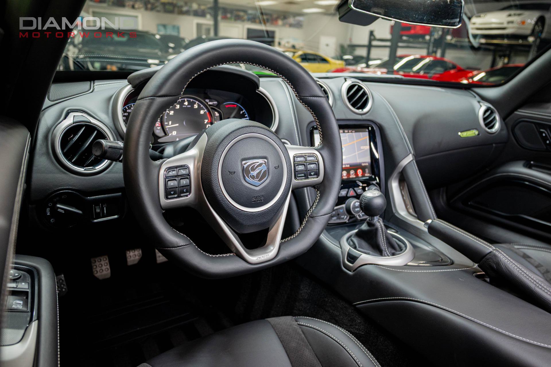Used 2014 SRT Viper GTS RWD image 16
