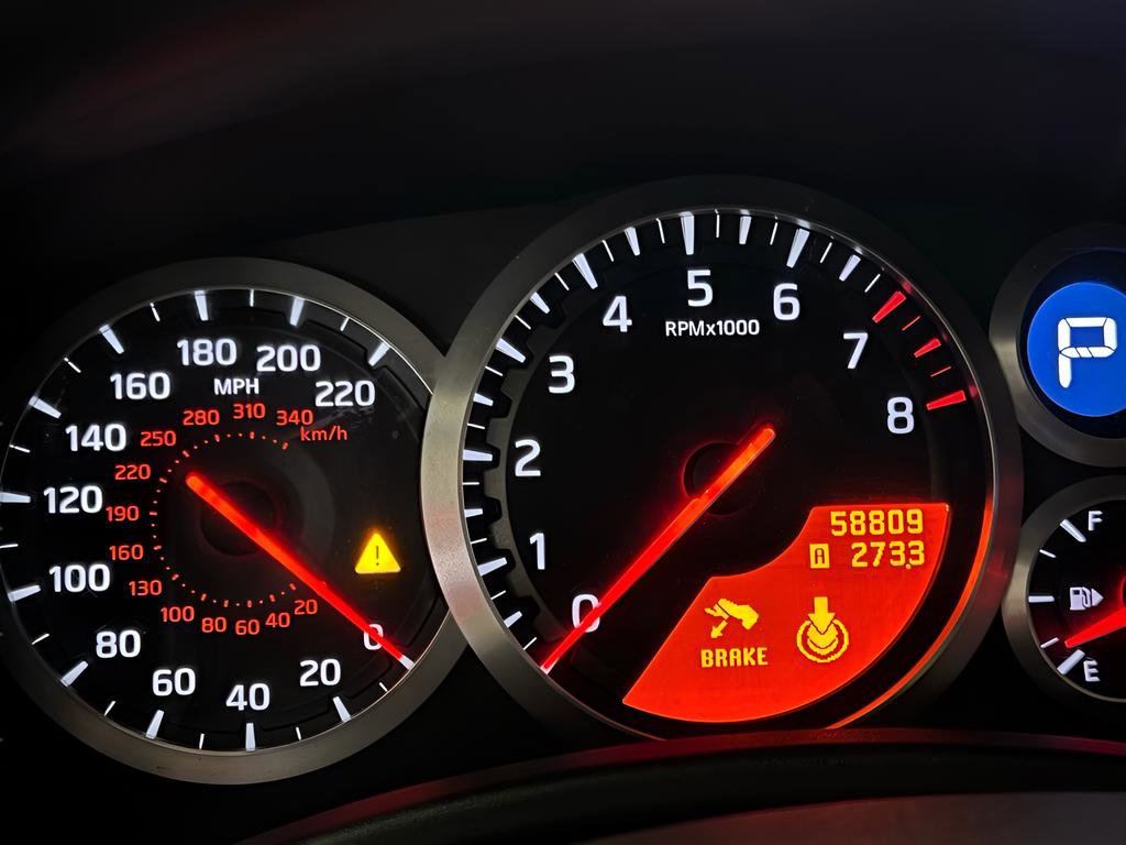 Used 2011 Nissan GT-R Premium image 54