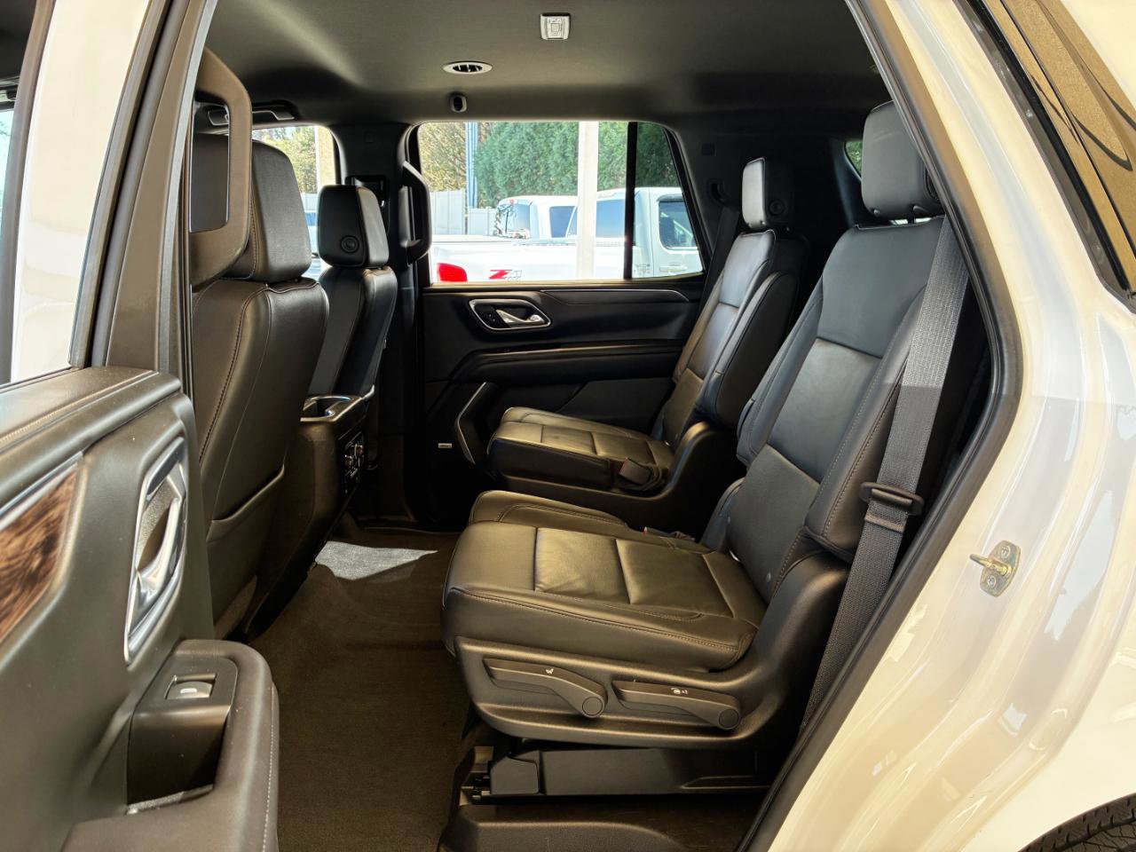Used 2021 Chevrolet Tahoe Z71 image 30