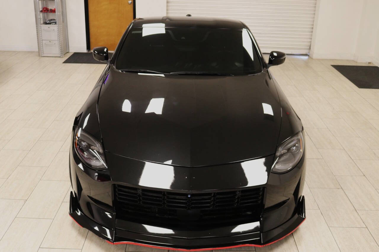Used 2023 Nissan Z Performance 2dr Coupe 9A w/ Floor Mat Package (L93) image 96