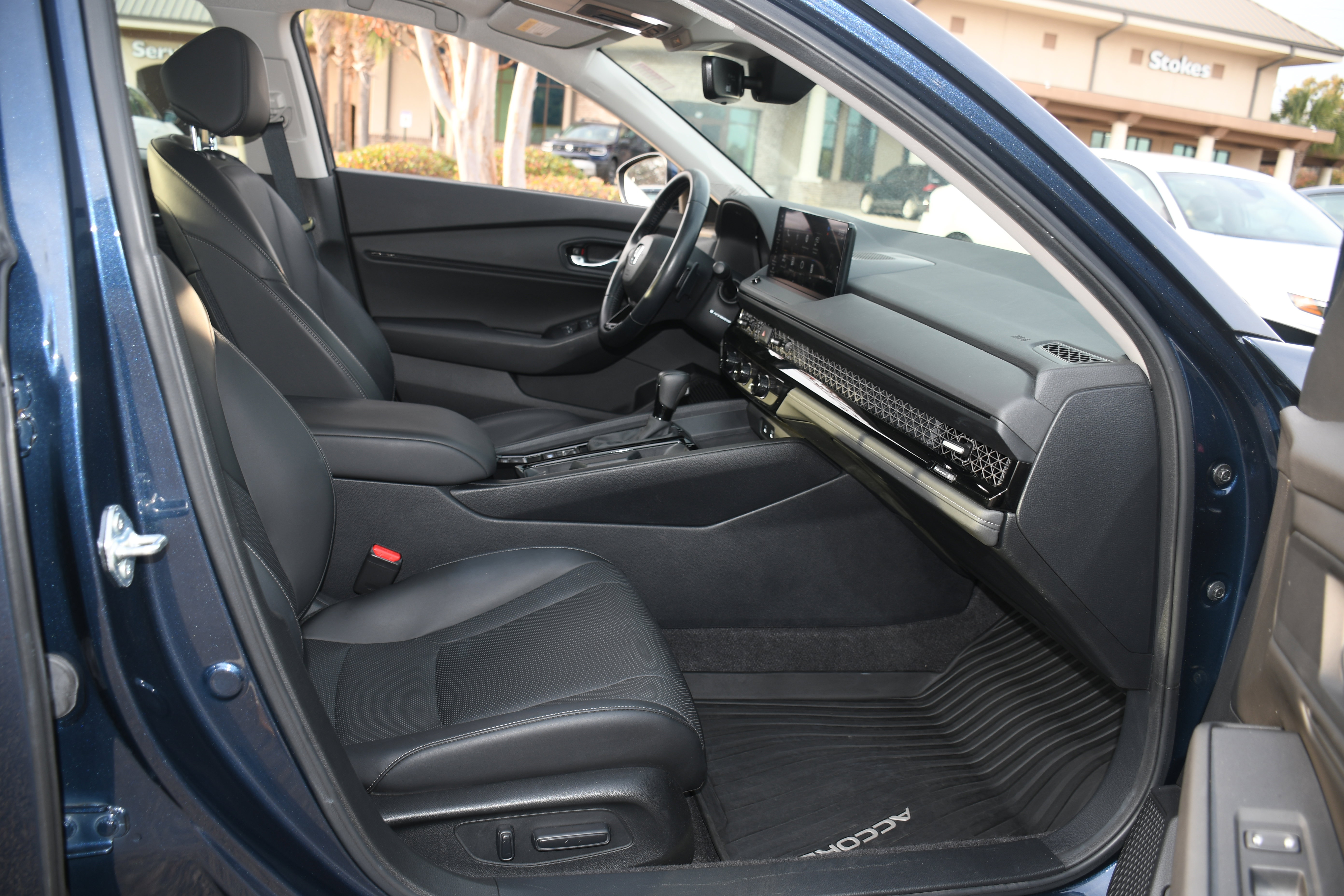 Certified 2024 Honda Accord EX-L image 22