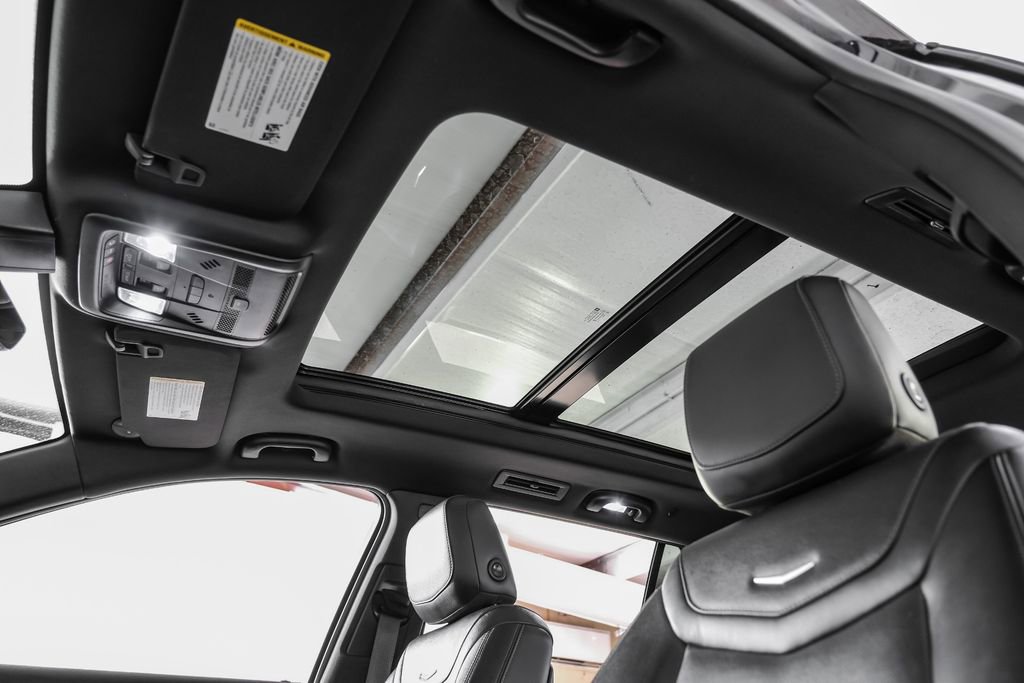 Used 2020 Cadillac XT6 Sport AWD/4WD image 4