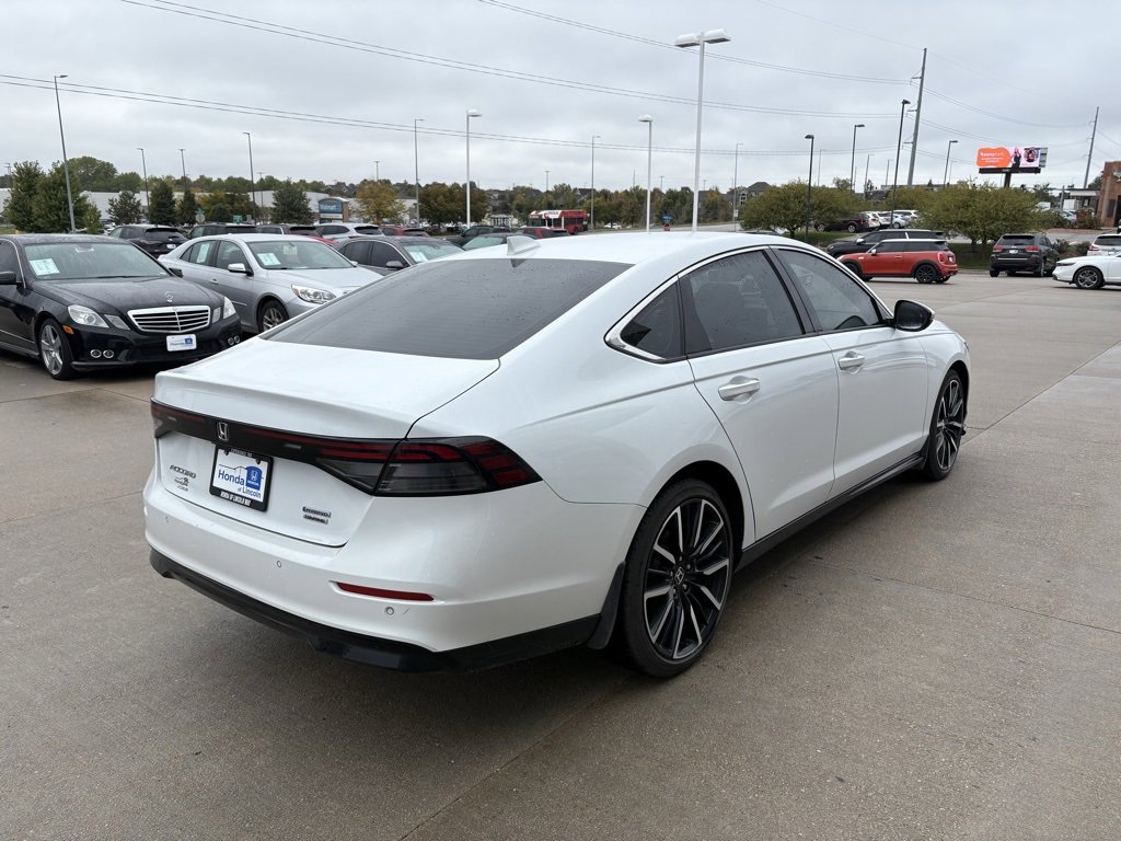 Certified 2023 Honda Accord Touring image 5