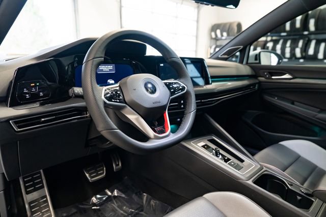 Used 2022 Volkswagen GTI SE FWD image 24