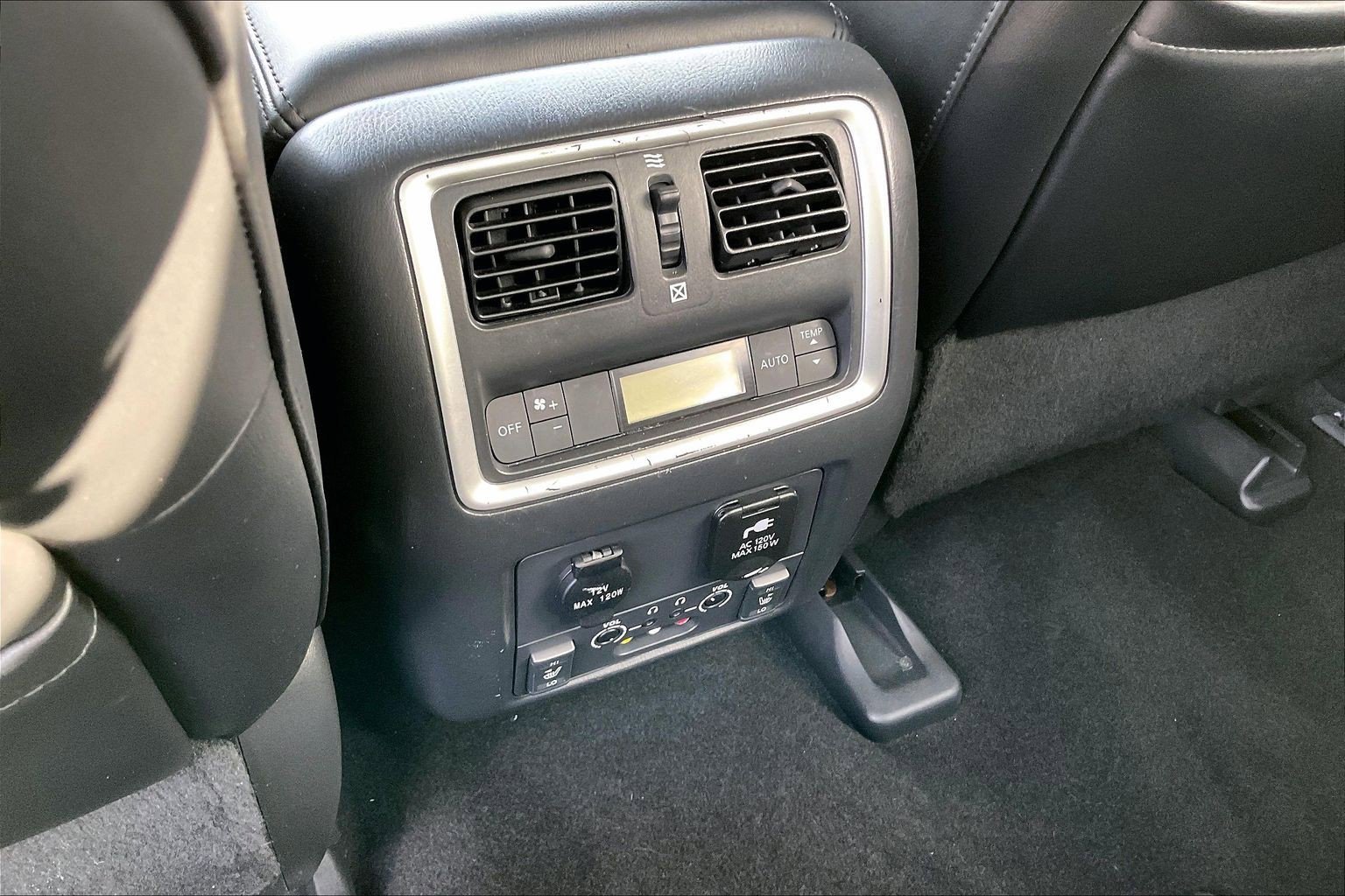 Used 2014 INFINITI QX60 Luxe image 34