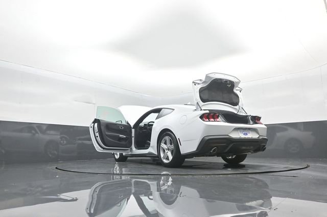 New 2026 Ford Mustang Coupe image 37