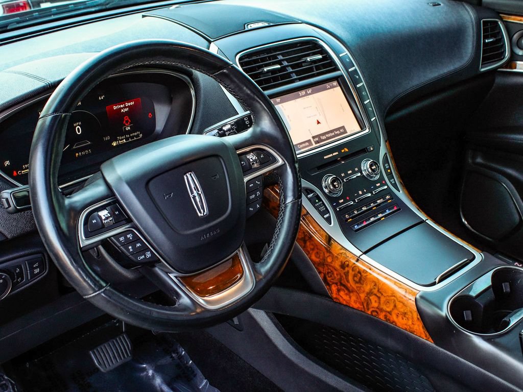 Used 2020 Lincoln Nautilus Reserve AWD/4WD image 15