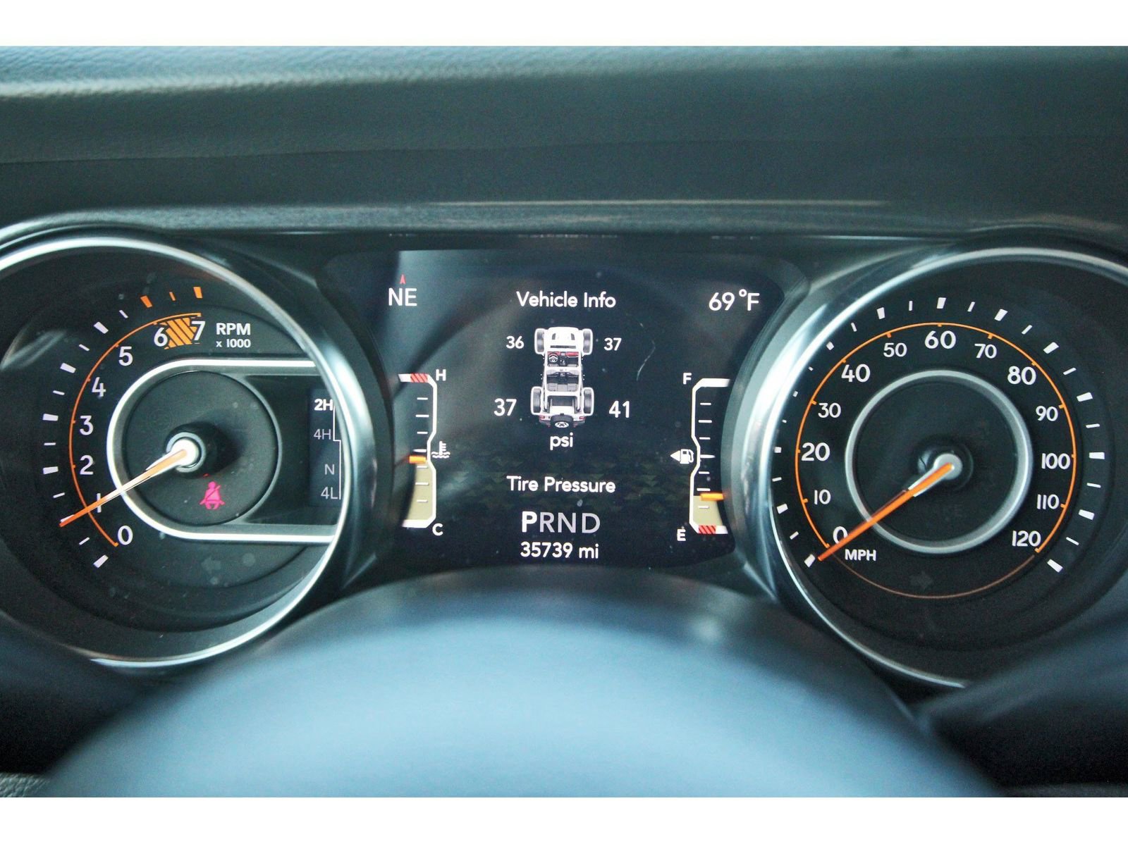 Used 2022 Jeep Wrangler Unlimited Sport image 17