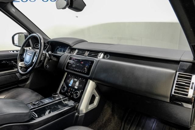 Used 2019 Land Rover Range Rover Supercharged AWD/4WD image 18