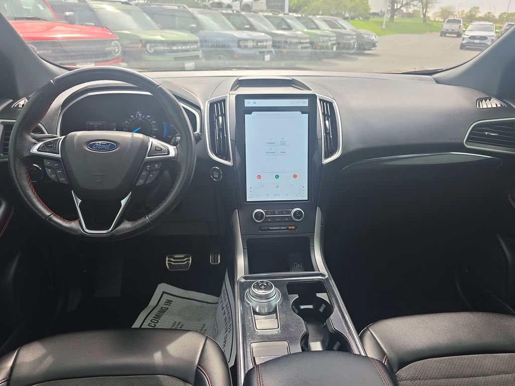 Certified 2021 Ford Edge ST-Line AWD/4WD image 23