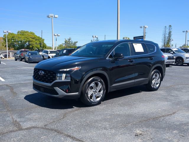 Used 2023 Hyundai Santa Fe SE image 2