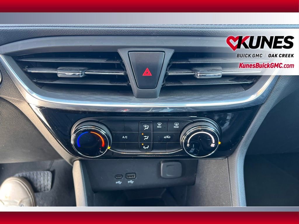 Used 2024 Buick Encore GX Sport Touring image 27