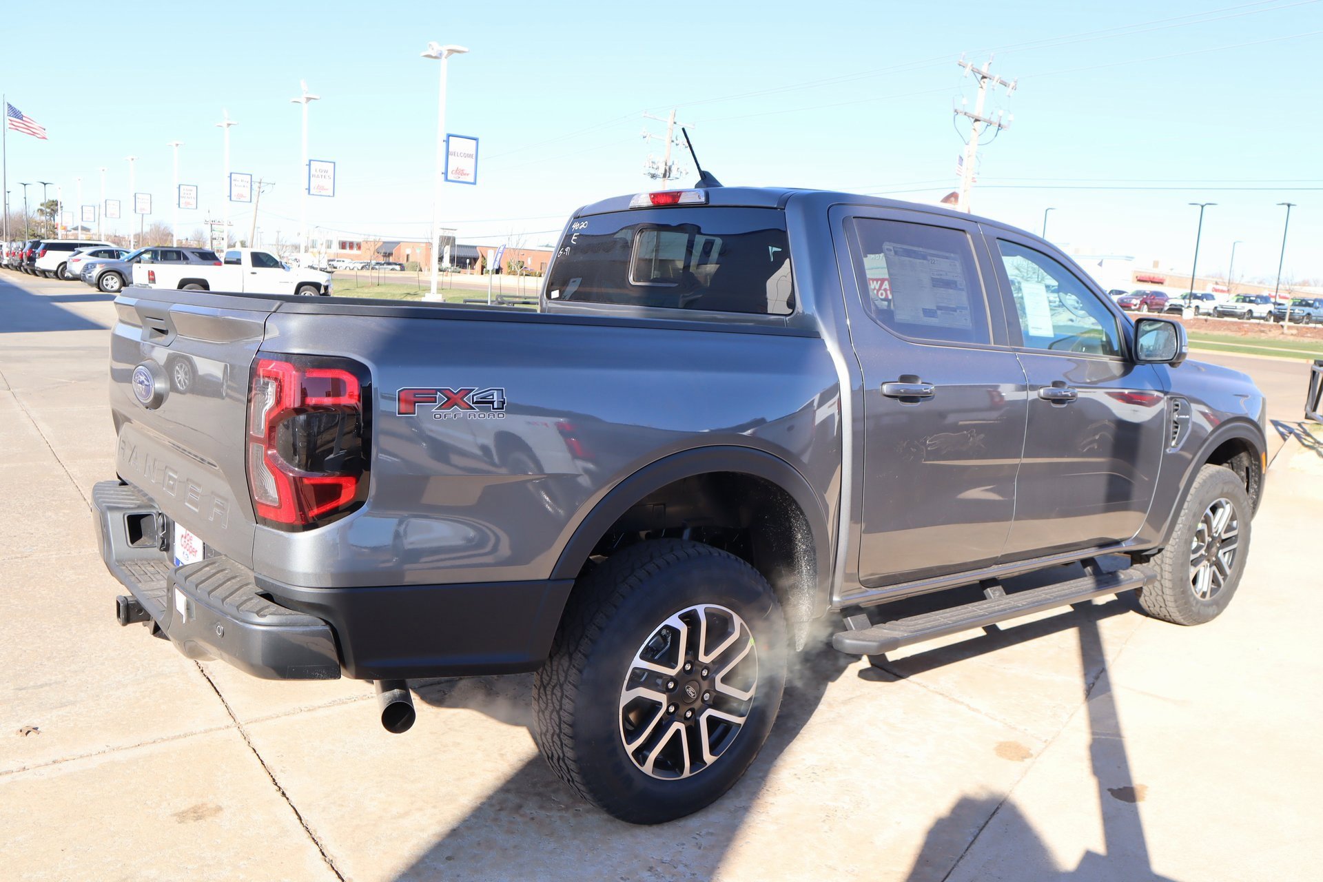New 2025 Ford Ranger Lariat w/ FX4 Off-Road Package image 21
