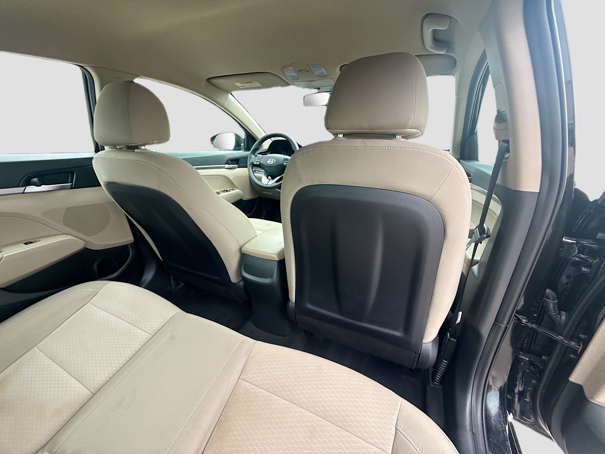 Used 2020 Hyundai Elantra SE FWD image 26