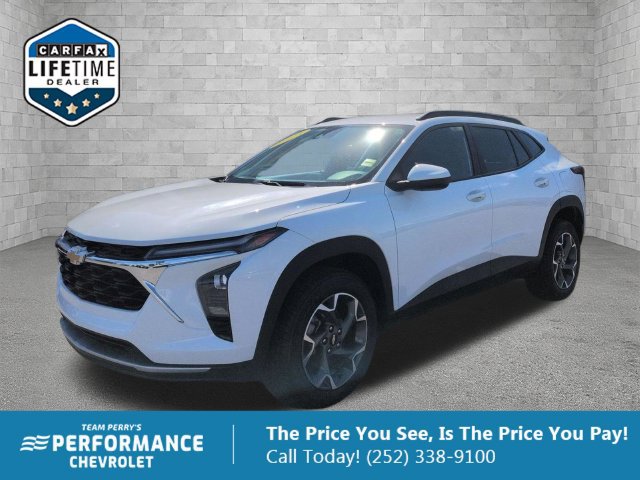 Certified 2024 Chevrolet Trax LT w/ Driver Confidence Package FWD image 1