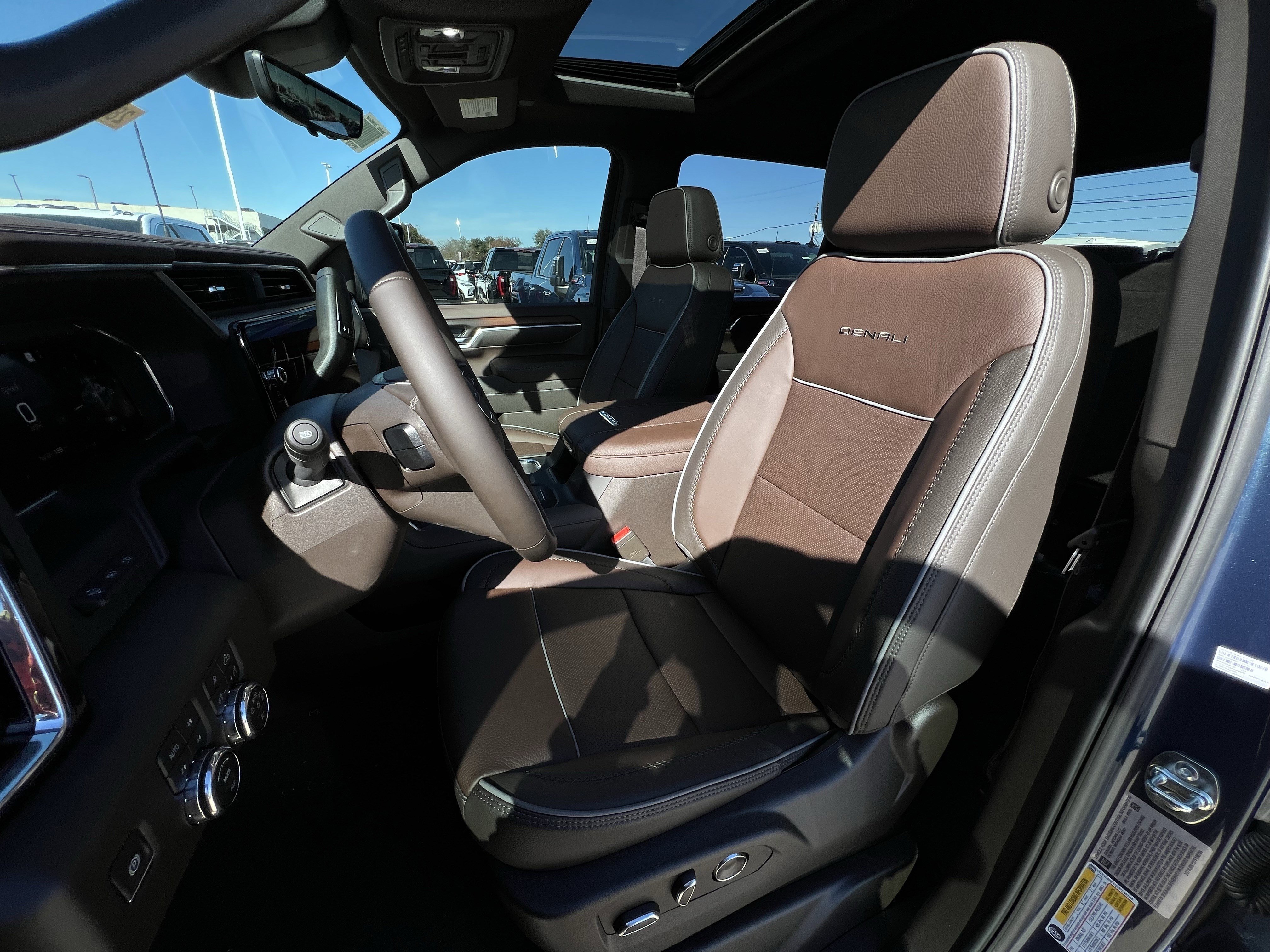 New 2026 GMC Sierra 2500 Denali w/ Denali Reserve Package image 21