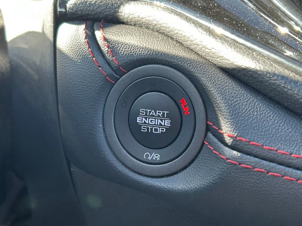 Used 2025 Dodge Durango GT image 29