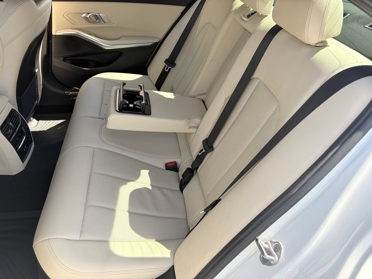 Used 2023 BMW 330e w/ Driving Assistance Package RWD image 15