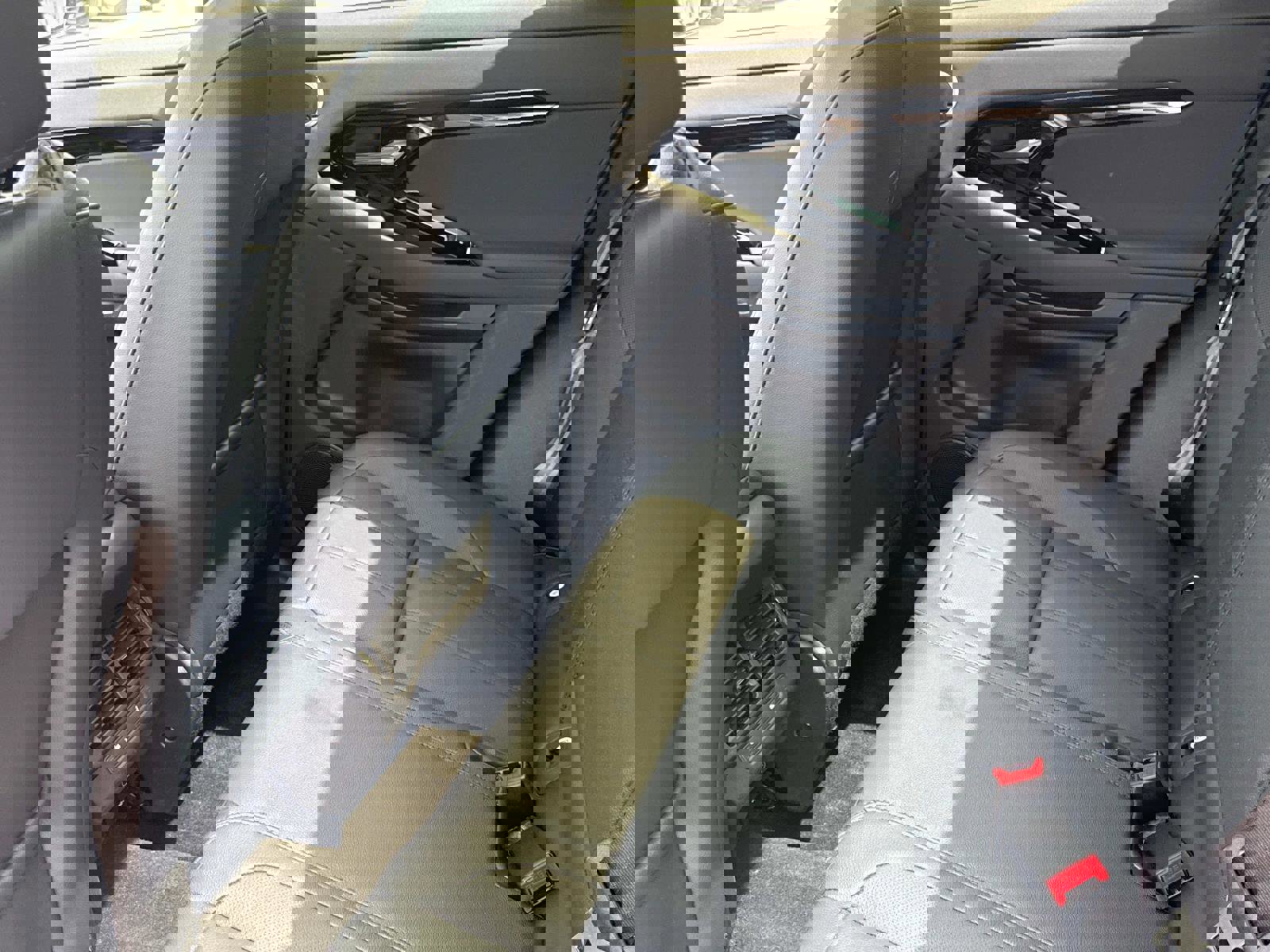 Certified 2025 Land Rover Range Rover Evoque S image 14