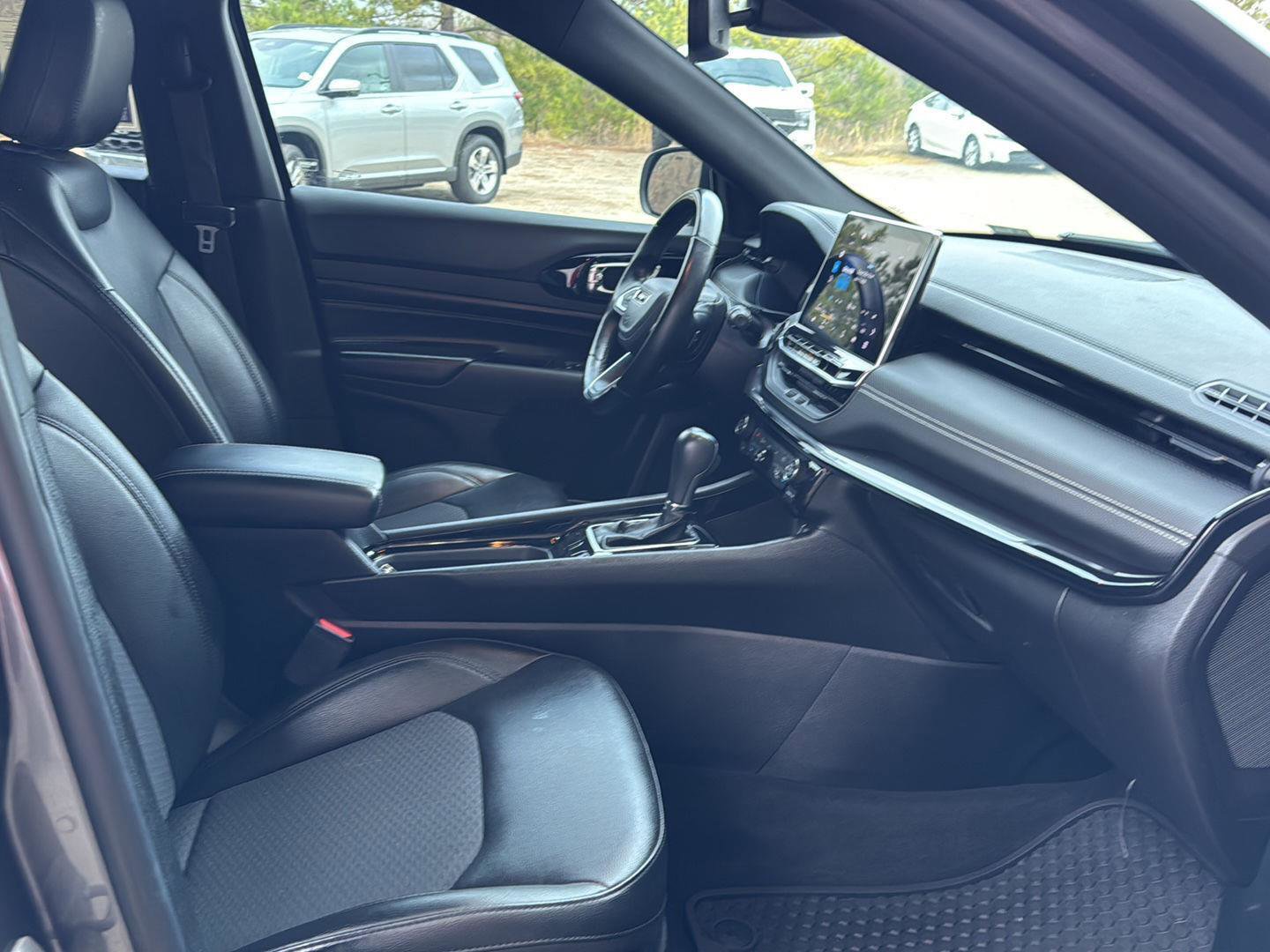 Used 2022 Jeep Compass Altitude w/ Convenience Group image 10