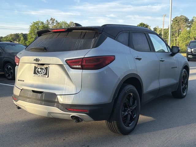 Used 2023 Chevrolet Blazer LT w/ Sound & Technology Package FWD image 5
