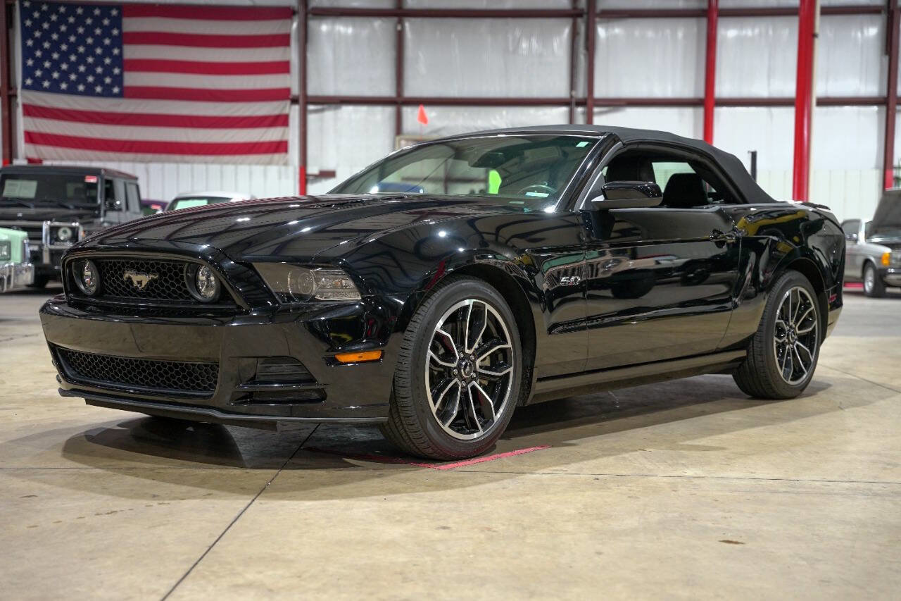 Used 2014 Ford Mustang GT Premium w/ Equipment Group 401A image 18