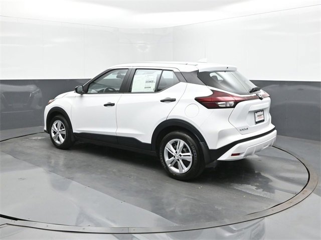 New 2025 Nissan Kicks Play S image 5