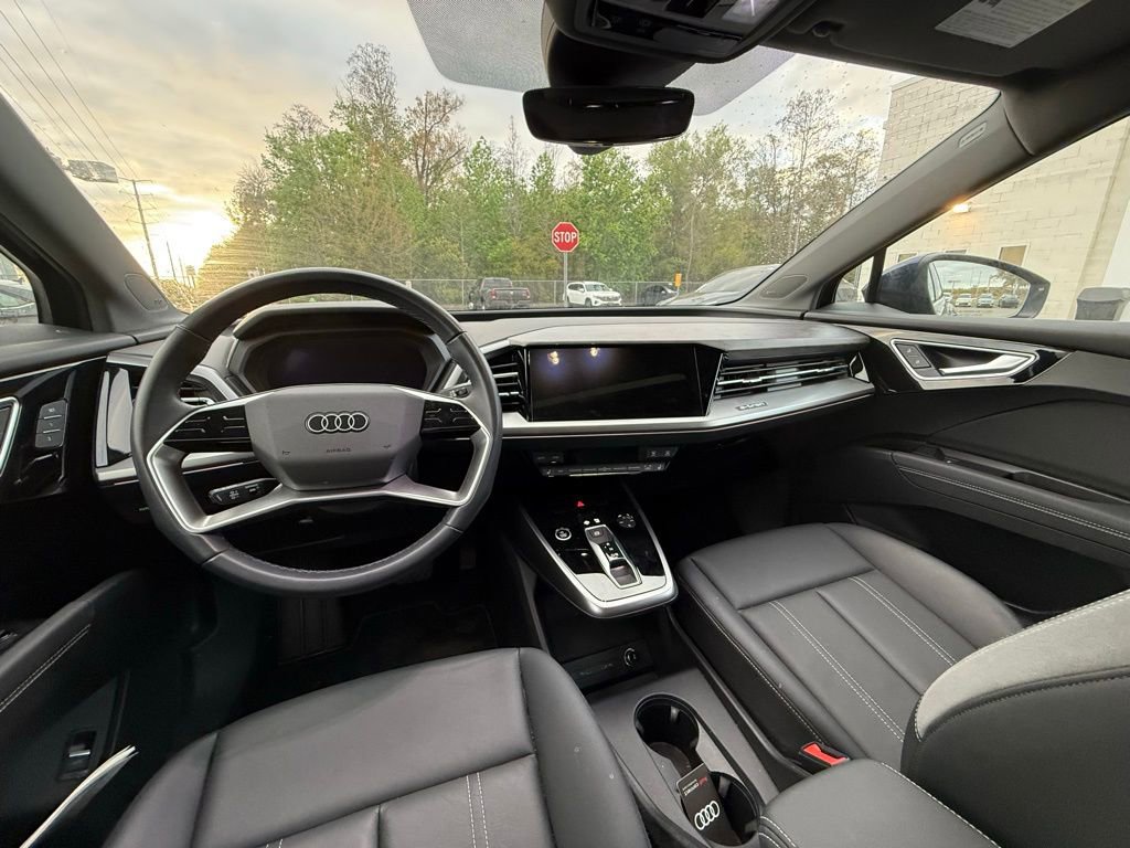 Used 2023 Audi Q4 e-tron Premium Plus w/ Premium Plus image 21