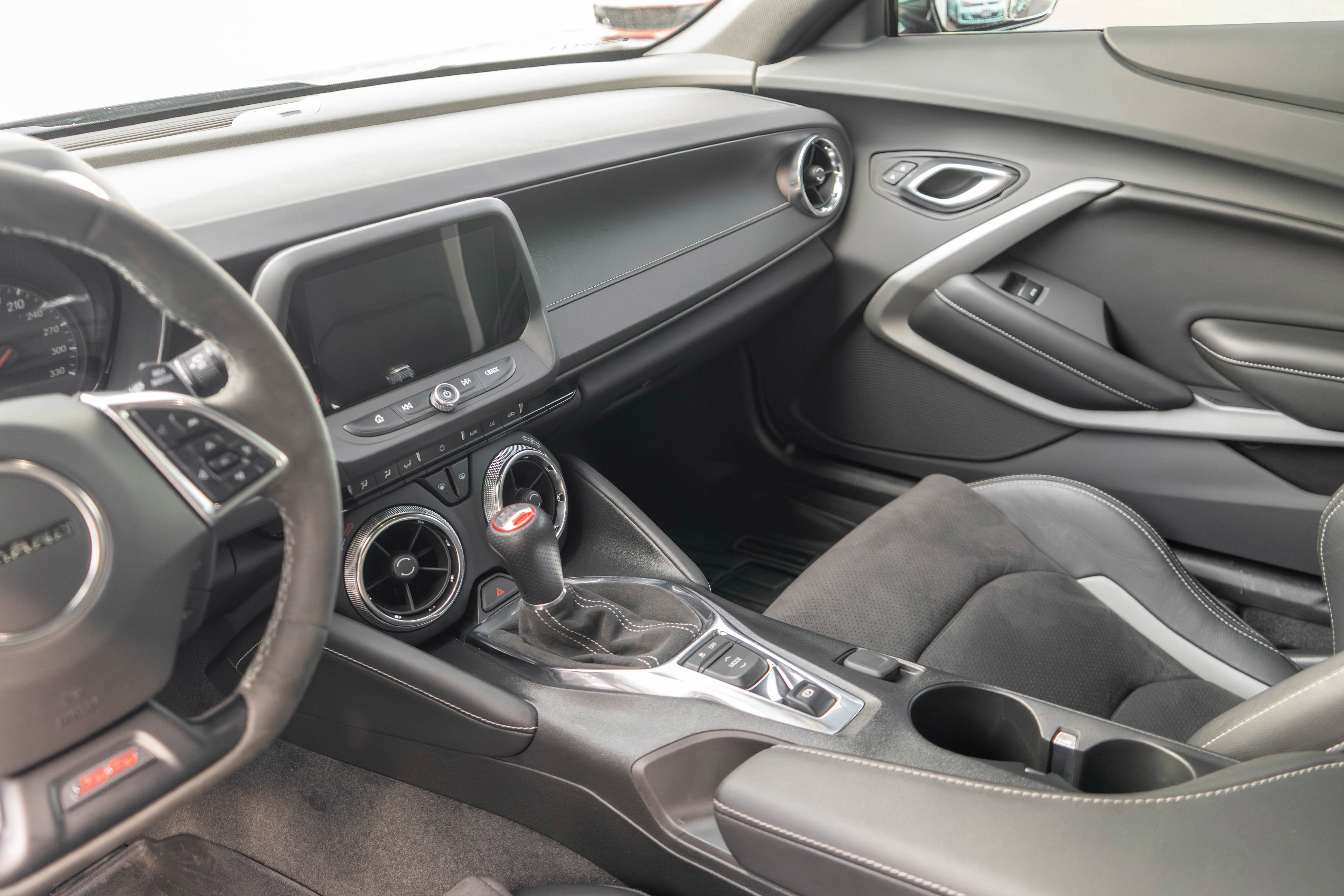 Used 2022 Chevrolet Camaro SS RWD image 14