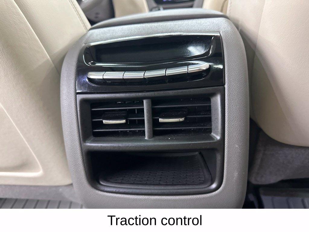 Used 2020 Cadillac XT5 Premium Luxury AWD/4WD image 30