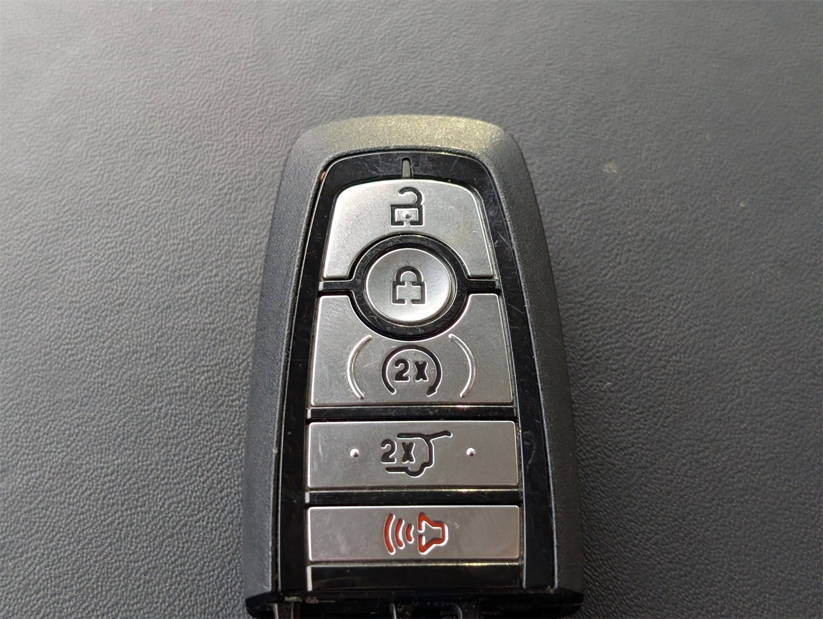 Used 2024 Ford Expedition Max Platinum image 32