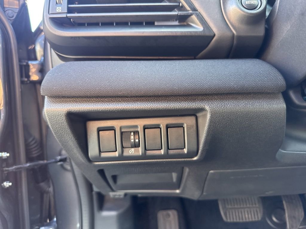 Used 2025 Subaru Outback Premium image 21