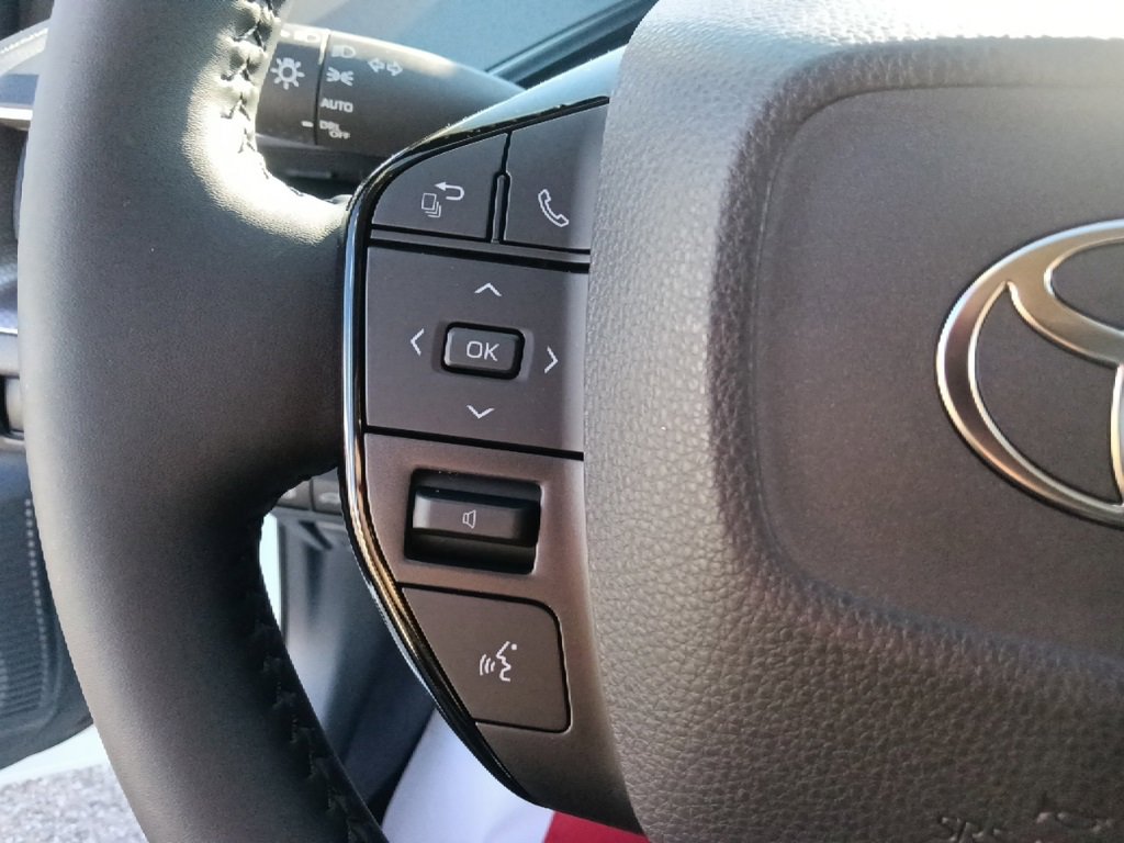 New 2026 Toyota Prius Limited image 18