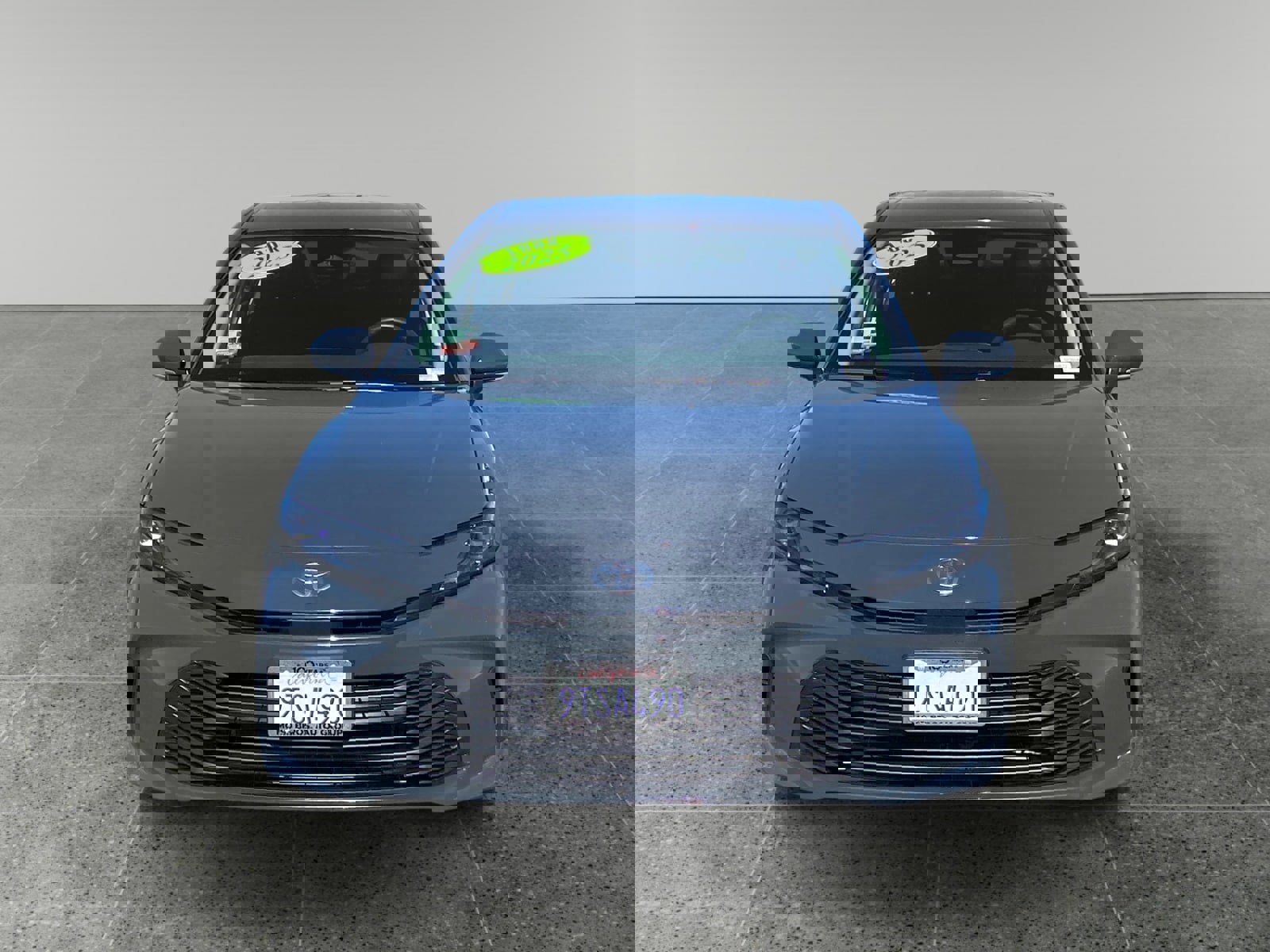 Used 2025 Toyota Camry LE w/ Convenience Package image 8