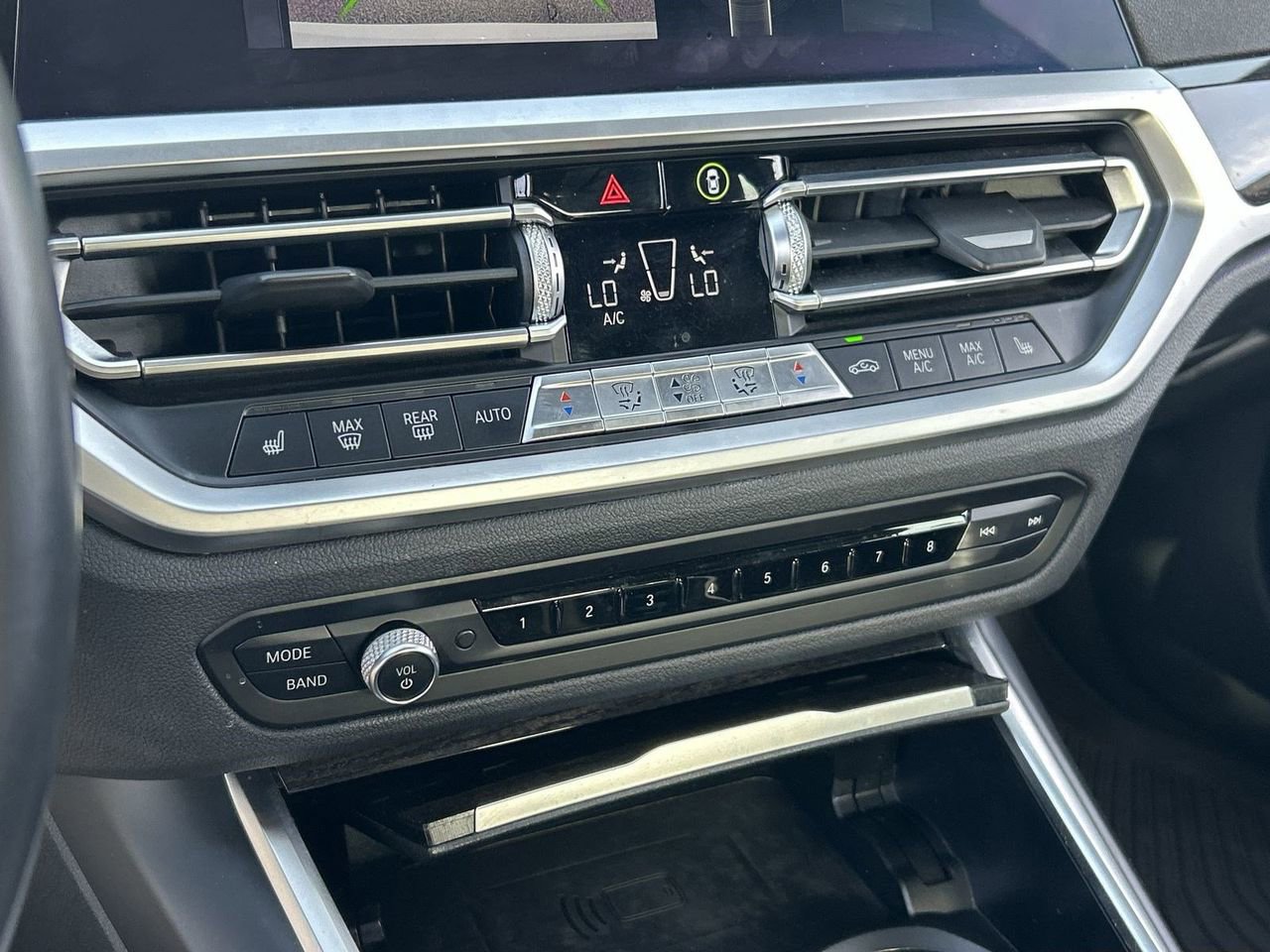 Used 2021 BMW 330i Sedan w/ M Sport Package RWD image 27