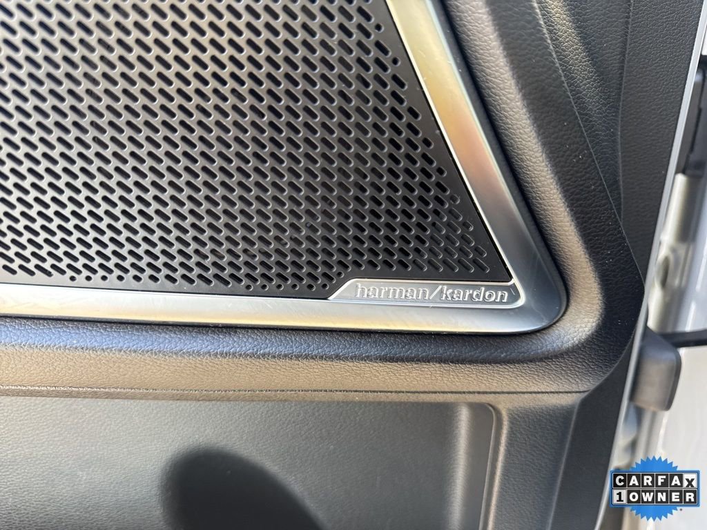 Used 2022 Kia Telluride SX w/ SX Prestige Package image 38