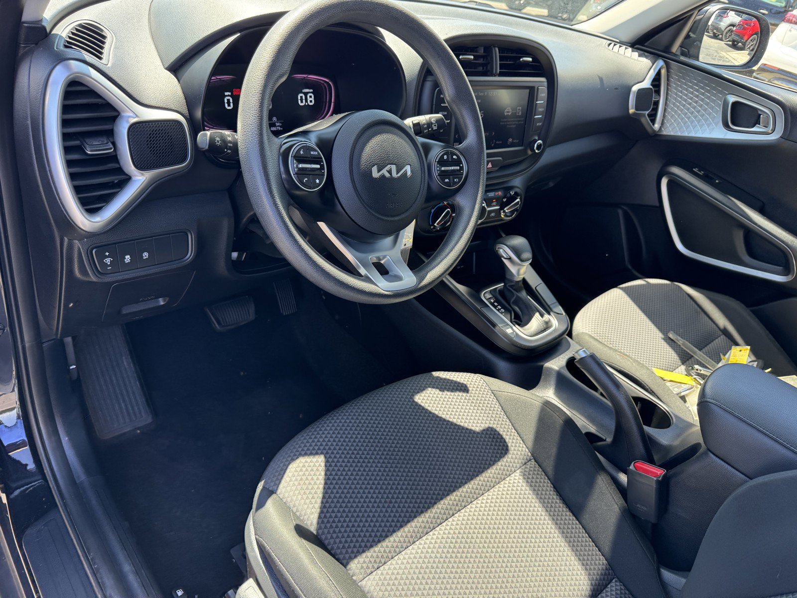 Used 2024 Kia Soul LX w/ Option Group 015 FWD image 13