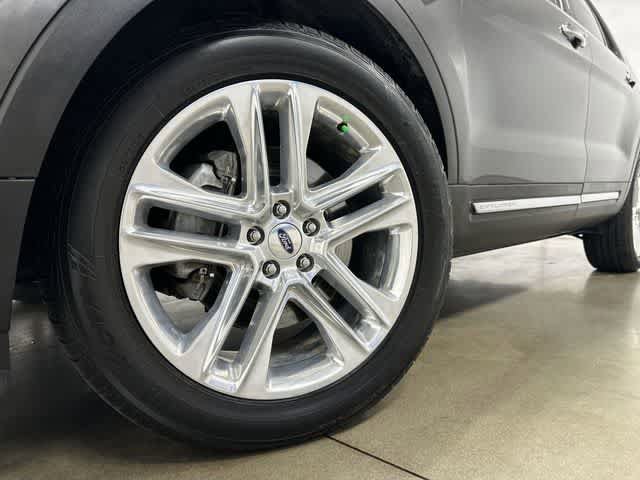 Used 2017 Ford Explorer Limited image 28
