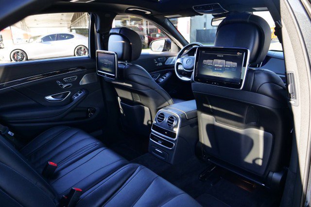 Used 2017 Mercedes-Benz S 550 4MATIC Sedan image 9
