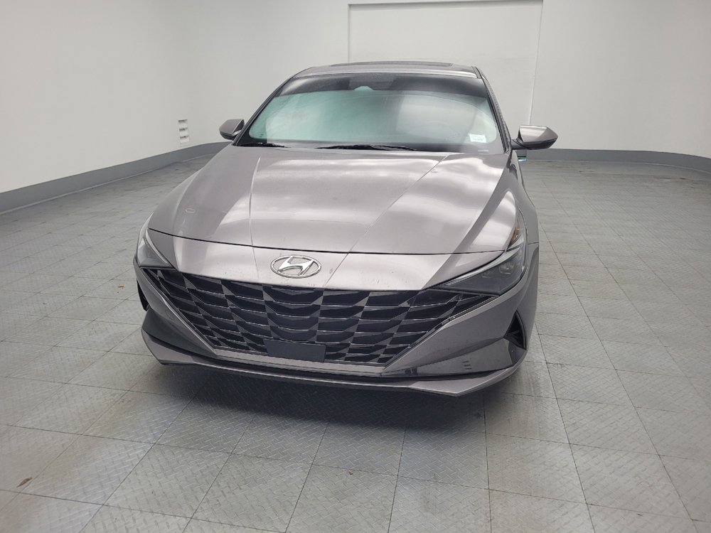 Used 2023 Hyundai Elantra Limited w/ Preferred Accessory Package image 15