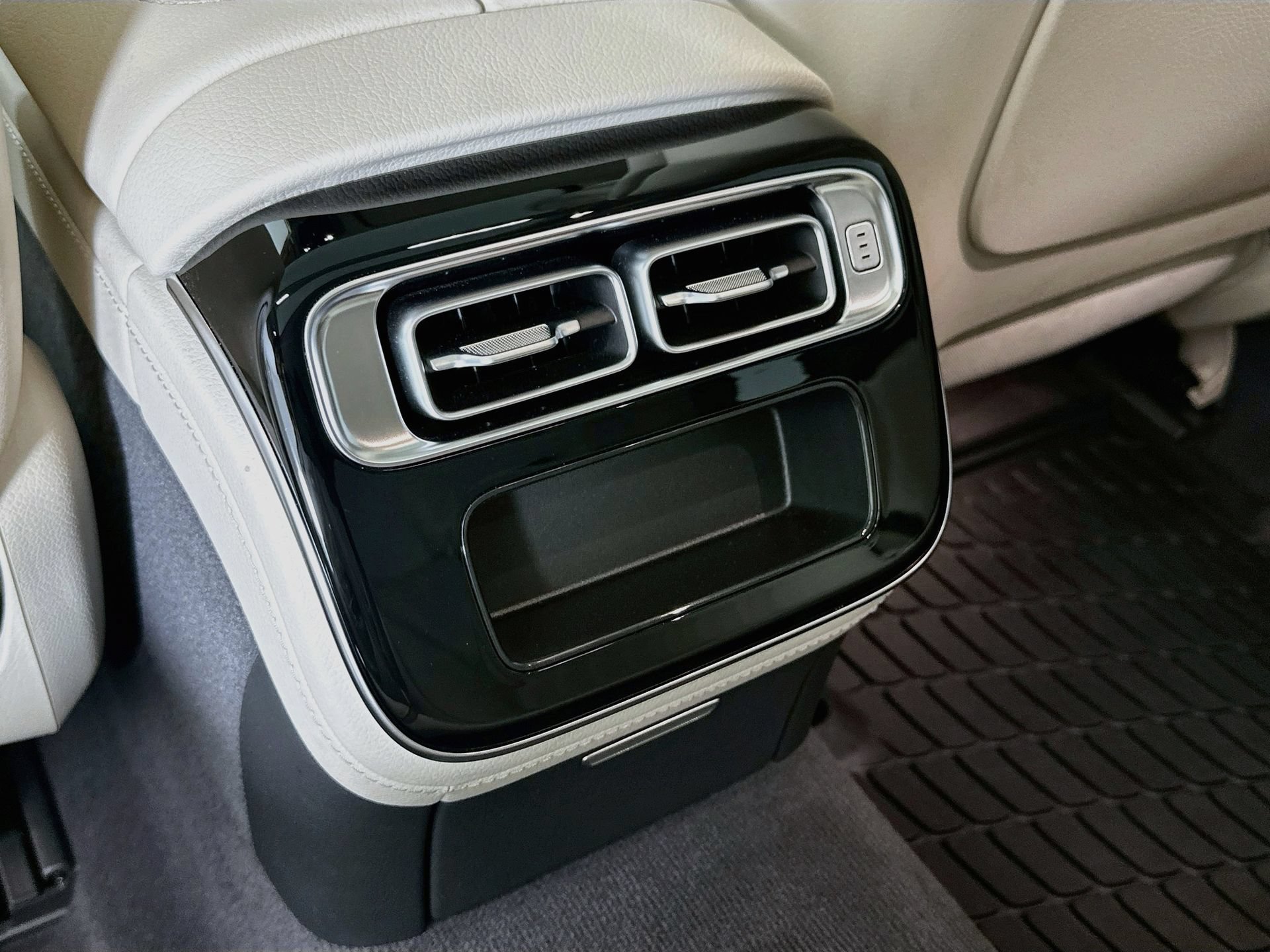 Certified 2023 Mercedes-Benz S 500 4MATIC image 28